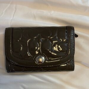 Elegant Brown Women's Wallet